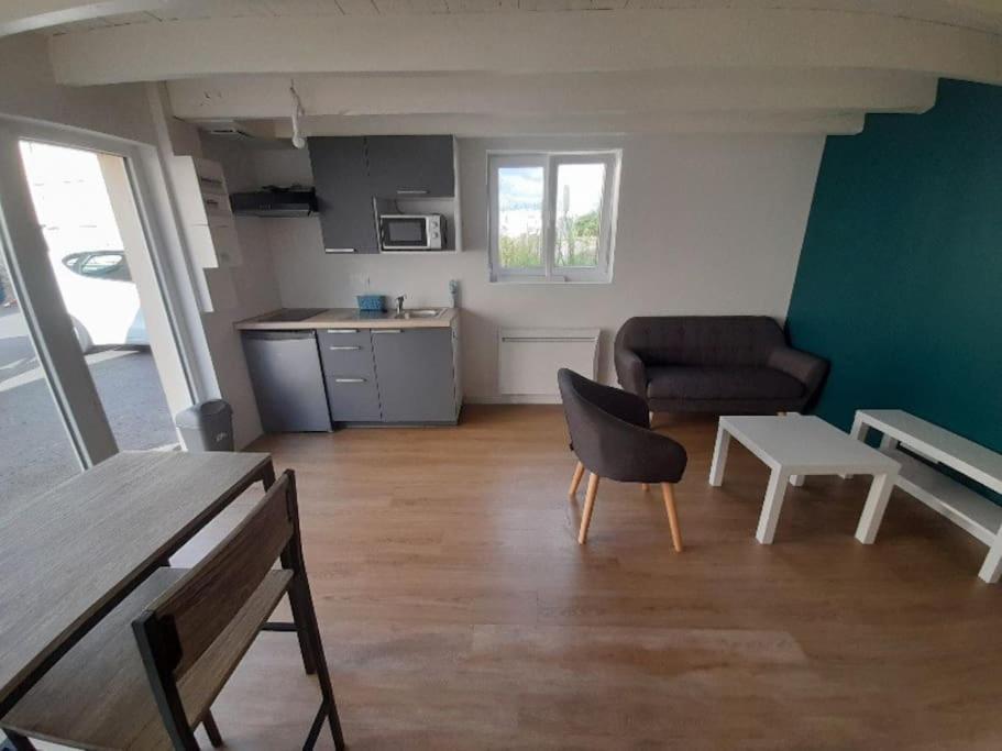 Bel Appartement A 2 Pas Du Chu Иль Экстерьер фото